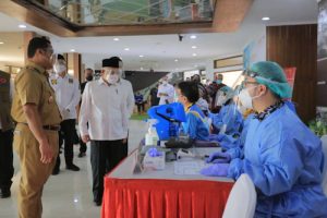 Wapres Tinjau Vaksinasi di Kota Tangerang