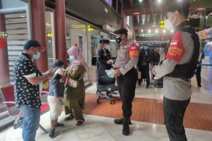 Antisipasi Covid, Samapta Polresta Bandara Soetta Patroli Skala Besar