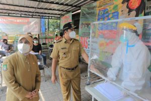 Pemkot Tangerang Tes Swab di 13 Kecamatan