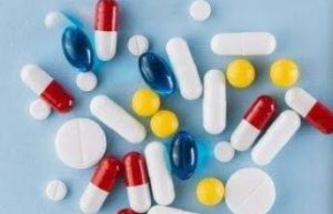 Menkes Minta Tingkatkan Kapasitas Produksi Obat