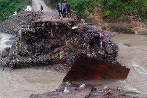 Gubernur Banten Minta Dinas PUPR Segera Bangun Jembatan Ciberang