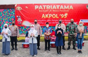 Usai Divaksin Polda Banten, Pelajar SMKN 1 Kota Serang Dapat Voucher