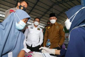 Vaksinasi Ketiga untuk Nakes Banten Capai 57 Persen