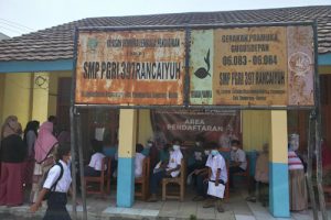 Murid SMP PGRI 397 Ranca Iyuh Ikuti Vaksinasi