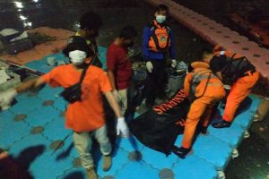 Warga Ceburkan Diri Ke Kali Item Ditemukan Meninggal