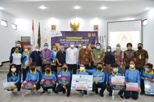 Atlet PON Asal Kabupaten Tangerang Terima Penghargaan
