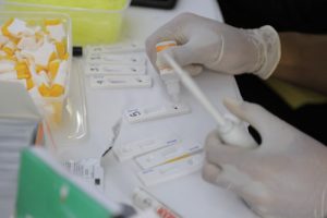 Tarif Tes PCR Harus Sesuai Standar yang Telah Ditetapkan