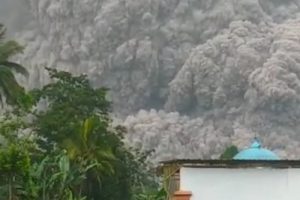 Erupsi Semeru Kemenkes Terjunkan Tim Kesehatan