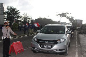 Hingga Malam, Polda Banten Lakukan Contra Flow Hindari Massa Unras yang Menutup Jalan