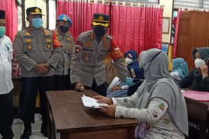 Polsek Cipondoh Adakan Vaksinasi Covid untuk Anak 6-11 Tahun