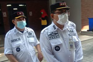 Camat Karawaci Berangkatkan Bantuan Untuk Korban Semeru 