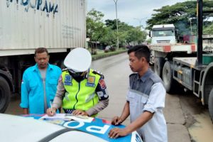 Bahayakan Keselamatan, Ditlantas Polda Banten Tindak Truk ODOL