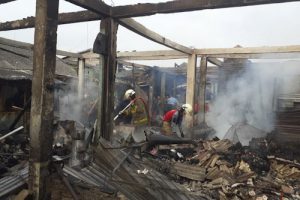102 Unit Kios Pasar Gembong Balaraja Ludes Terbakar