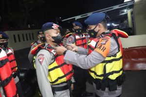 Intensitas Hujan di Banten Tinggi Satbrimob Siaga SAR