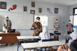 Empat Hari PTM Murid SMPN 7 Tangerang Antusias