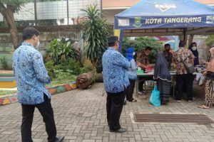 Diperindagkop UKM Kota Tangerang Adakan Bazar Sembako
