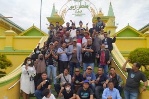 Peserta Rapimnas JMSI Ziarah ke Pulau Penyengat