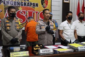 Eks Ketua Dewan Kesenian Banten Ditahan