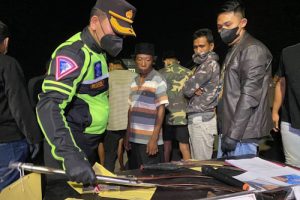 Tawuran Gunakan Clurit SJ Ditangkap