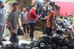 Yayasan PK Karang Tumaritis Salurkan Sembako Bantuan PGN Ke Awak Media