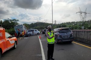 Kecelakaan Beruntun Terjadi di Tol Tangerang-Merak KM 95A