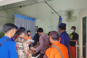 Wisatawan Tenggelam di Pantai Florida Meninggal