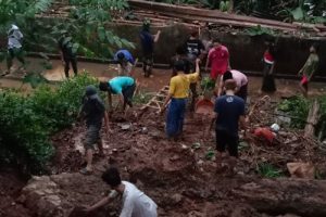 BPBD Pantau Tanah Longsor di Legok