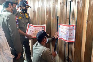 Satpol PP Segel Tiga THM di Ciruas dan Kragilan