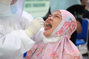 389 Calon Jamaah Haji Kota Tangerang Tes Swab PCR