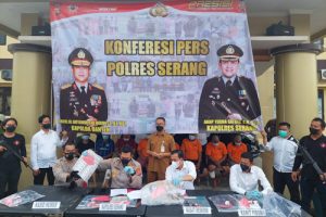 Curi Uang dan Sembako, Delapan Pelaku Ditangkap Satreskrim Polres Serang