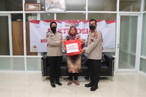 Sambut HUT Ke 71 Si Humas Polresta Tangerang Adakan Bakti Sosial