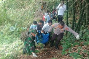 Polsek Serang Kota Olah TKP Pria Sepuh Gantung Diri
