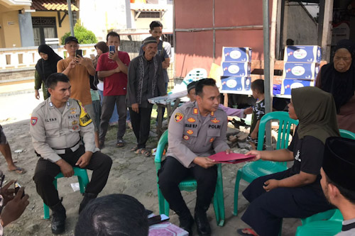 Kapolresta Tangerang Beri Santunan Korban Kekerasan di Panongan