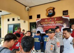 Main Judi, Dua Pria Warga Panjangjaya Ditangkap Polsek Mandalawangi