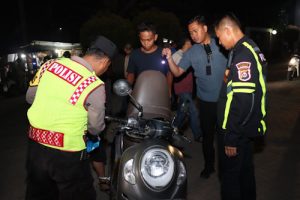 Ratusan Personel Gabungan Polresta Tangerang Lakukan Operasi Cipkon
