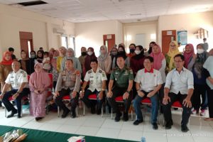 PT Mayora Beri Pelatihan Ibu-ibu Cara Membuat Kue Berkualitas