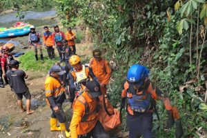 Balita Tenggelam di Kali Ciliwung Ditemukan Meninggal
