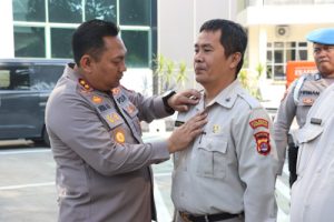 Wakapolresta Tangerang Cek Sikap Tampang Personel