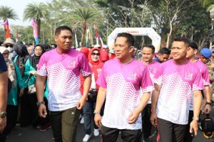 PJ Bupati Tangerang Lepas Gerak Jalan Santai HUT Ke-391 Kabupaten Tangerang