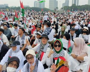 Jutaan Massa Hadir Di Medan Merdeka Dukung Perjuangan Rakyat Palestina