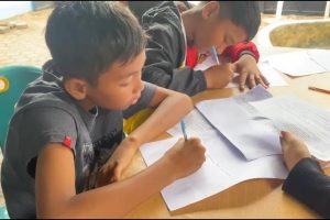 Polda Sumut Dirikan Tenda Serba Guna Bantu Anak-anak Korban Longsor Ujian