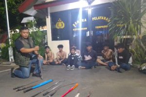 Tim Patroli Polsek Jatiuwung Gagalkan Aksi Tawuran, Belasan Remaja dan Sajam Disita