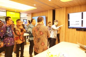 Menkominfo dan Pj Bupati Tangerang Dampingi Resmikan Digital Experience Center