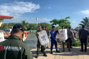 Logistik Pemilu 2024 ke Pulau Tunda Dikawal Dipolairud Polda Banten