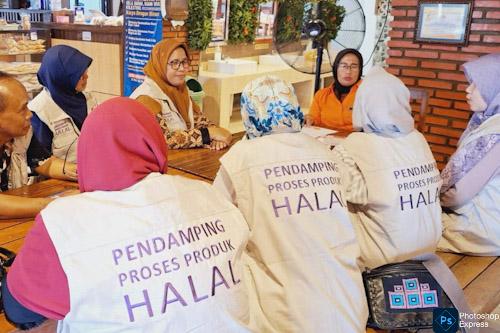 BPJPH Kemenag Sosialisasikan Wajib Halal Oktober 2024 di 5.040 Titilk