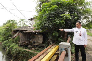 Pj Bupati Tangerang Minta Komisi V DPR Dorong Pusat Normalisasi Kali Sabi