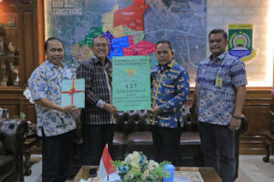 Pemkot Tangerang Terima 150 Sertipikat dari Kantor Pertanahan