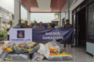Persembahan Kasih Ramadan Paramount Land Sebar Ribuan Paket Sembako