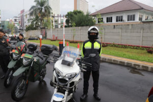Cegah Takbiran Keliling, Polisi Lakukan Penyekatan di Tangerang
