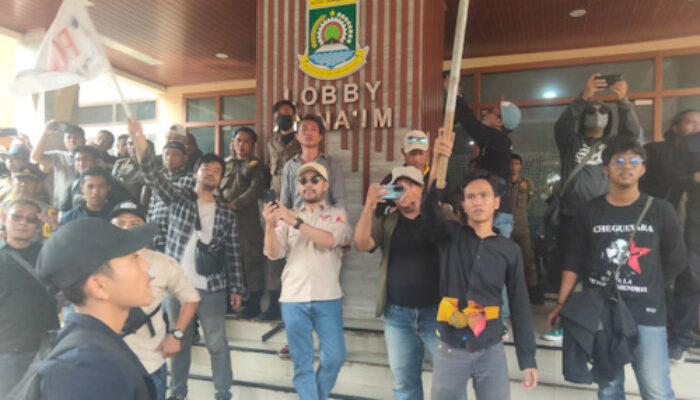 Aliansi Jurnalis dan Mahasiswa Aksi Tolak RUU Penyiaran